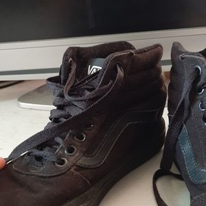 Vanz high top shoes